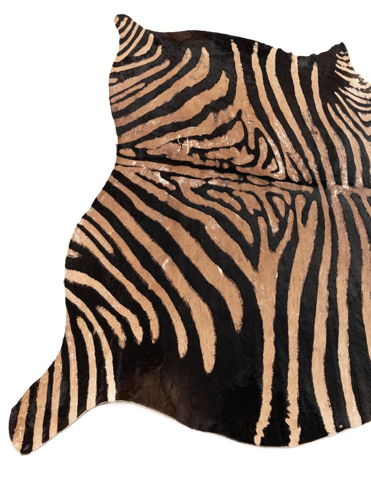 Detail image of 6' x 7' Cowhide Leather Freeform Rug