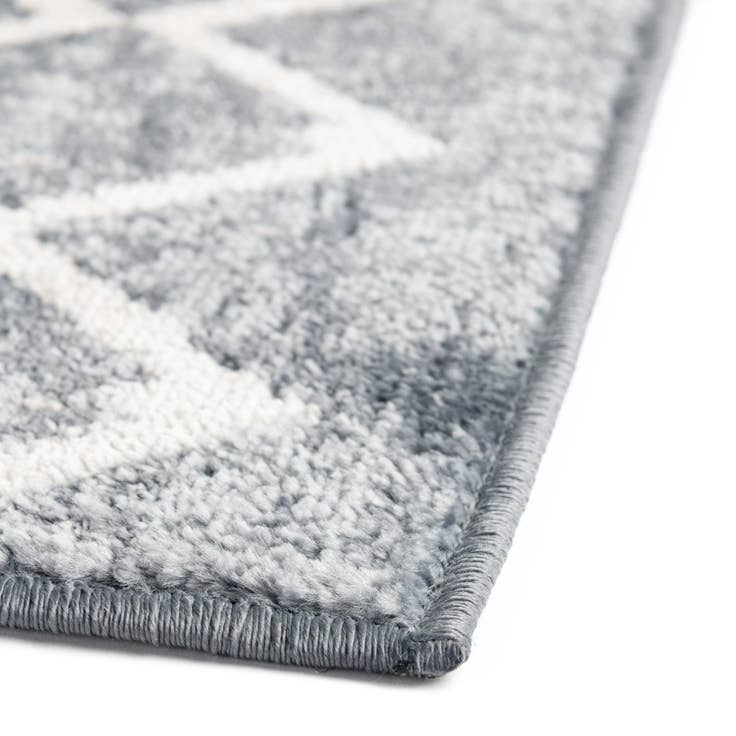 Detail image of 4' x 4' Bohemian Trellis Square Rug