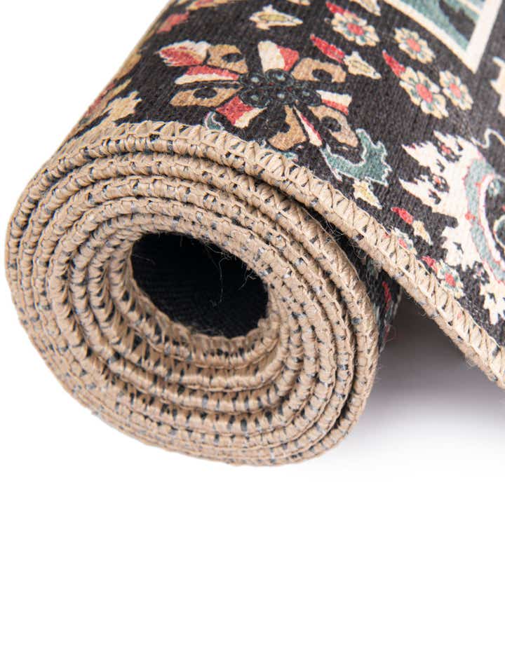 7' 10 x 7' 10 Washable Timeless Square Rug
