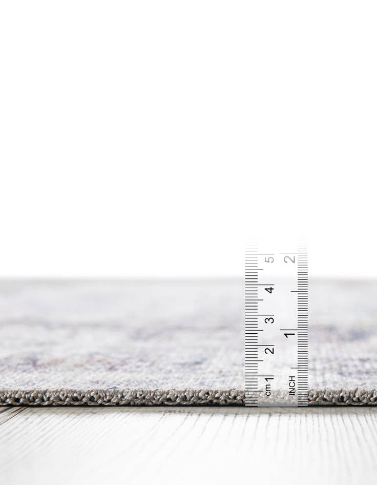 Detail image of 7' 10 x 10' Yara Rug