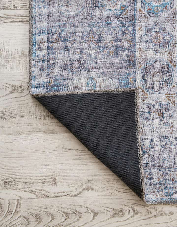 7' 10 x 7' 10 Yara Square Rug