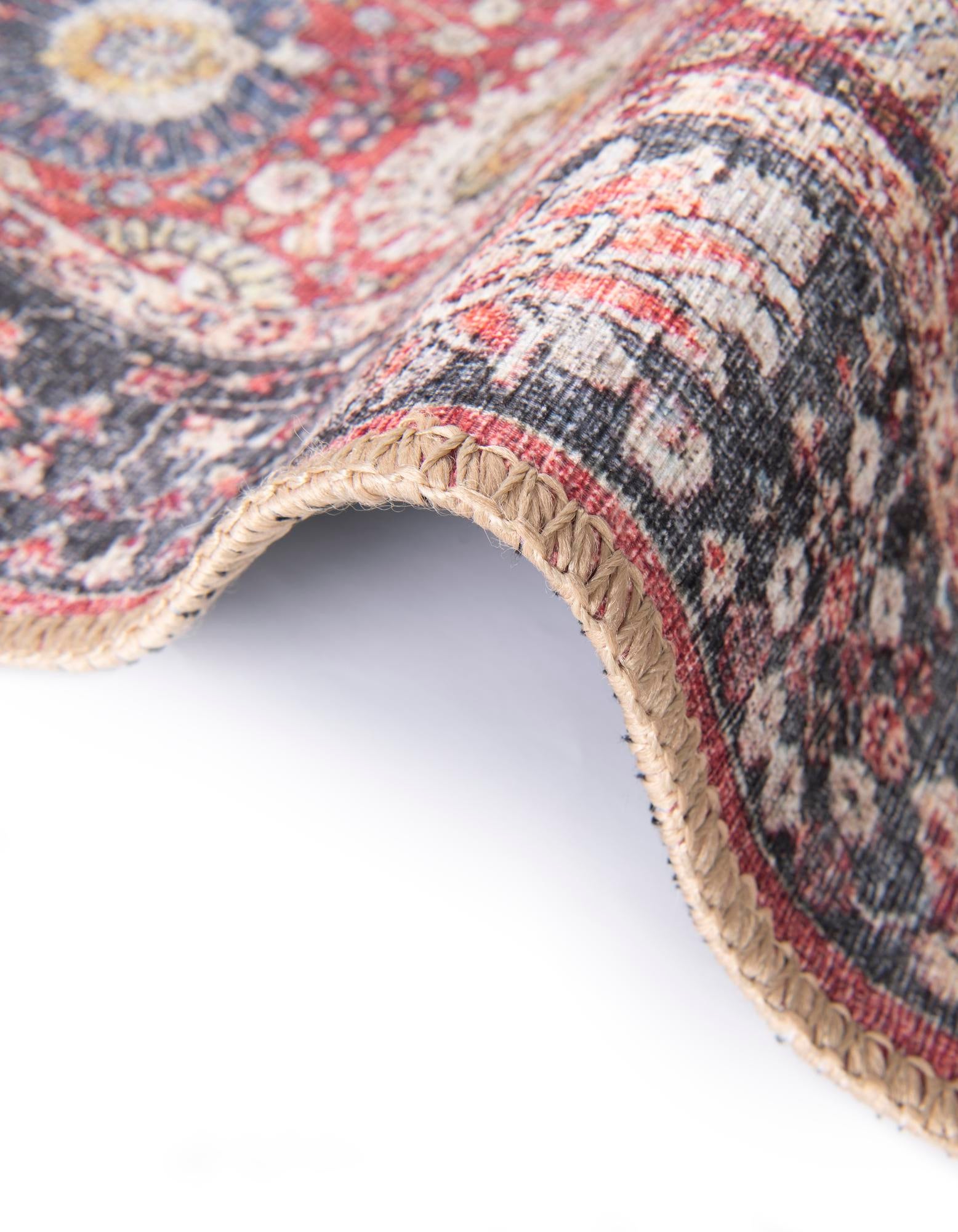5' 1 x 5' 1 Washable Timeless Round Rug