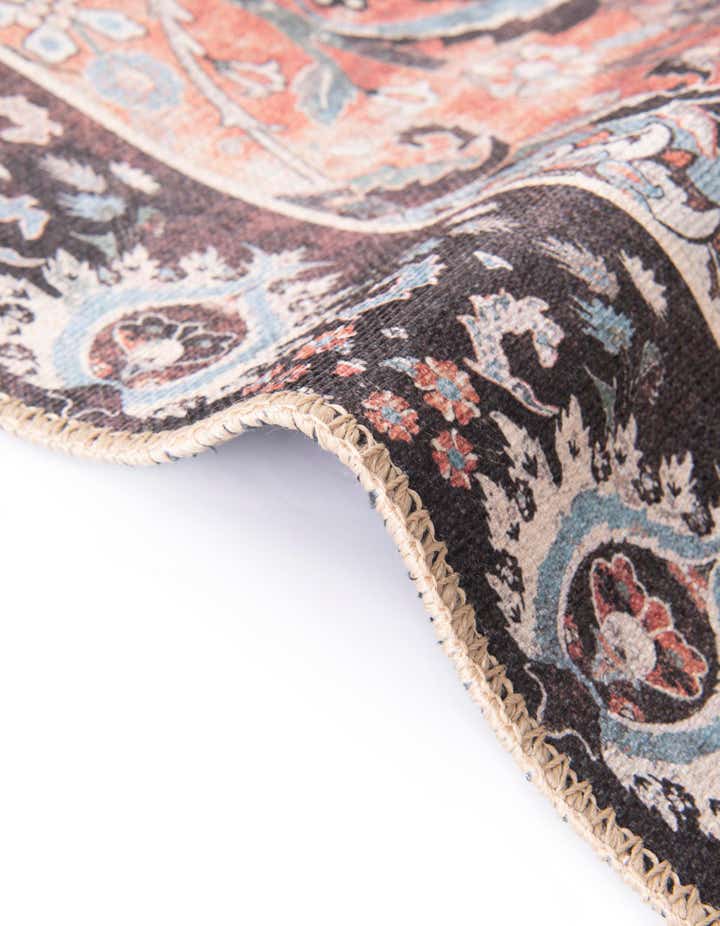 4' 1 x 6' 1 Washable Timeless Rug