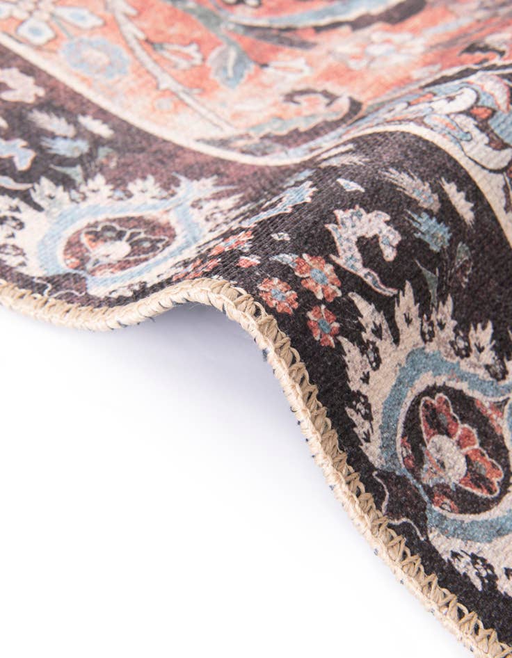 Detail image of 7' 10 x 10' Washable Timeless Rug