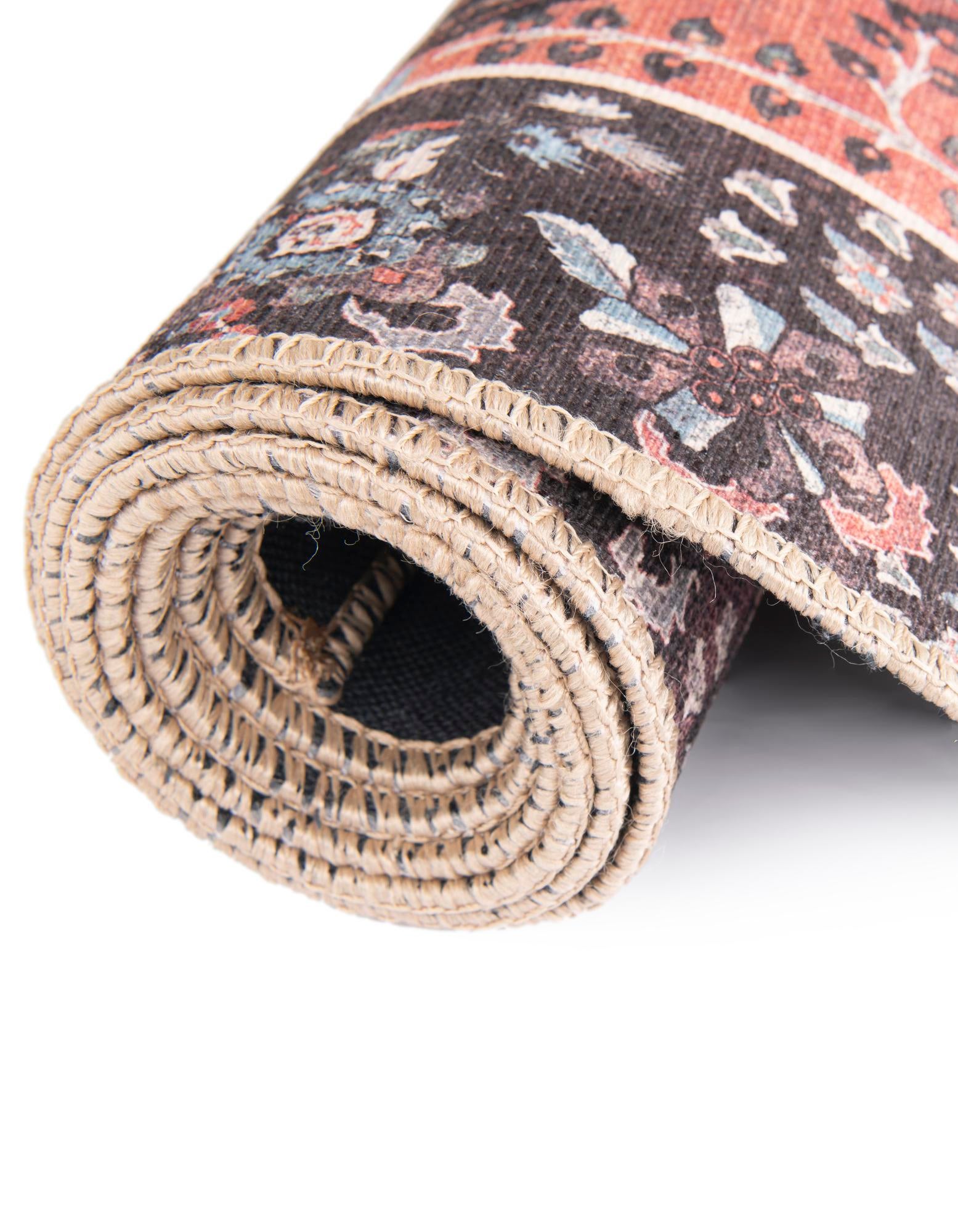 7' 10 x 7' 10 Washable Timeless Square Rug