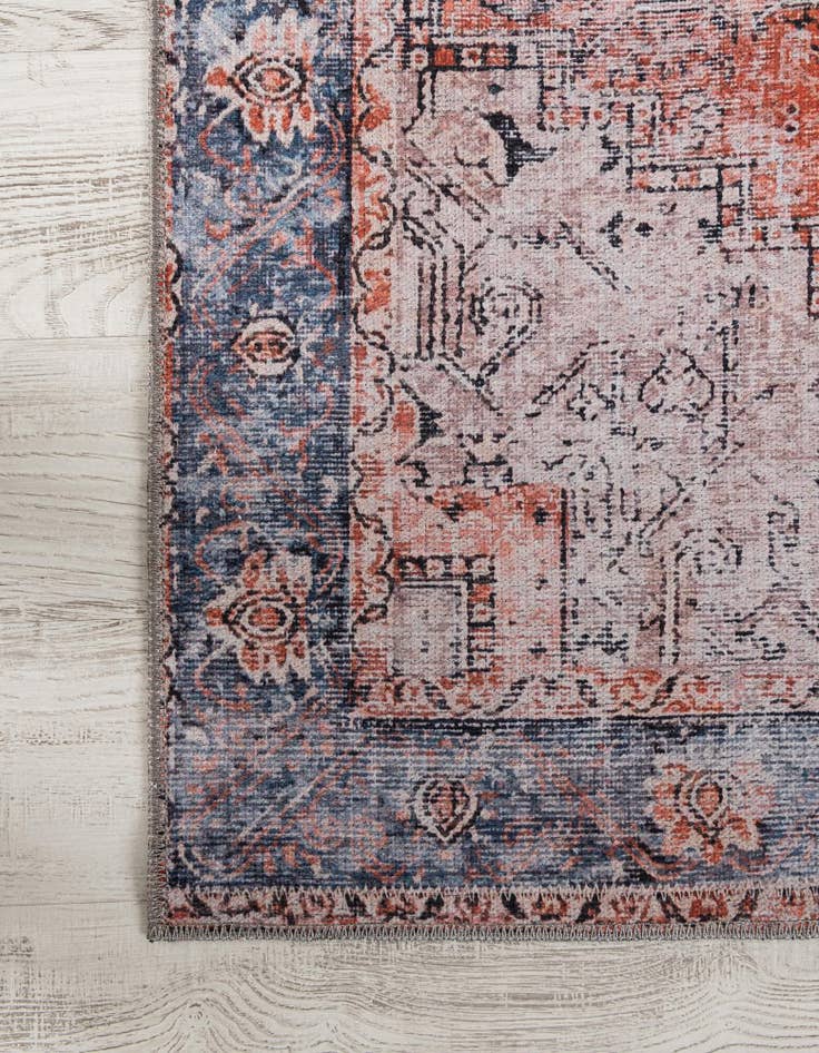 Detail image of 7' 10 x 7' 10 Yara Square Rug