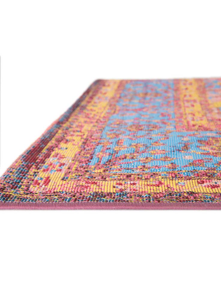 Detail image of 10' x 10'  Washable Traditional Indoor / Outdoor Square Rug