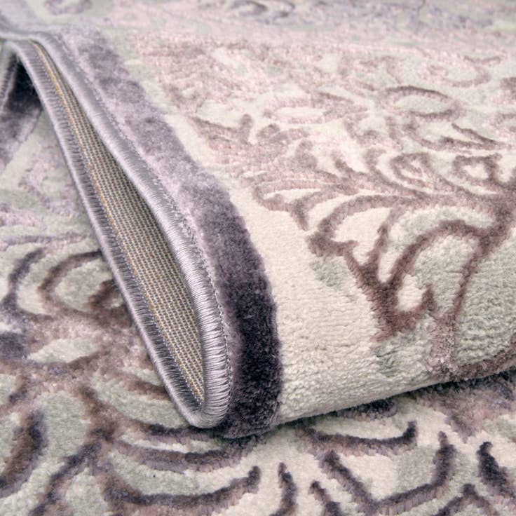 Detail image of 5' 3 x 5' 3 Chesterfield Octagon Rug