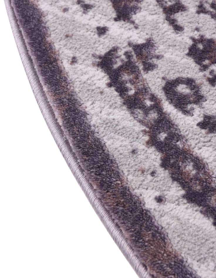 Detail image of 4' x 6' Derbyshire Oval Rug