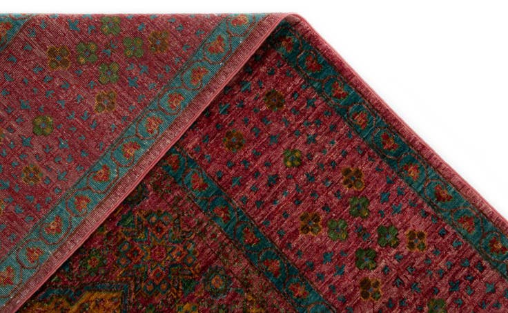 Detail image of 8' x 11' 11 Amina Wool Rug