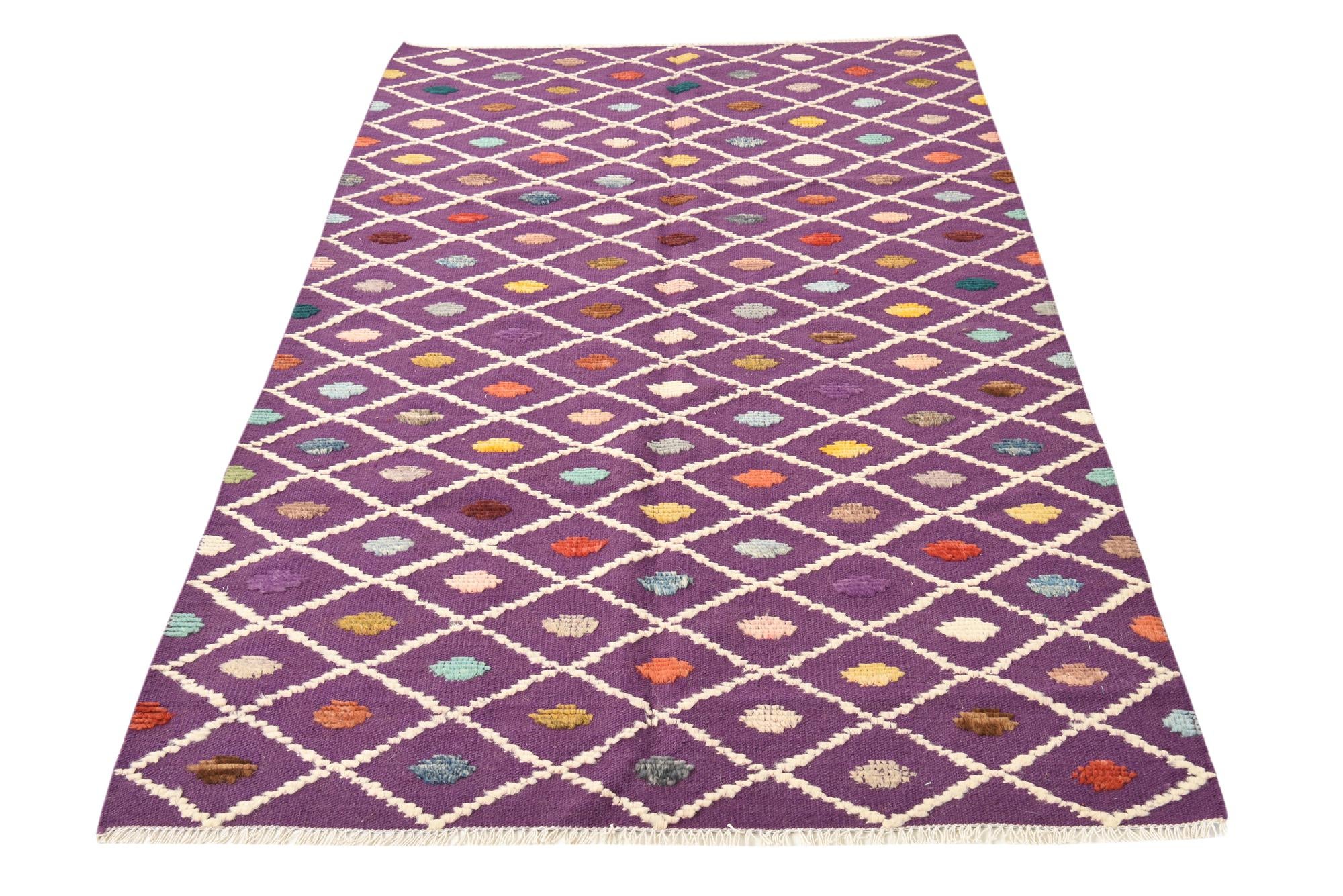 4' x 6' 5 Hand Knotted Darya Wool Rug