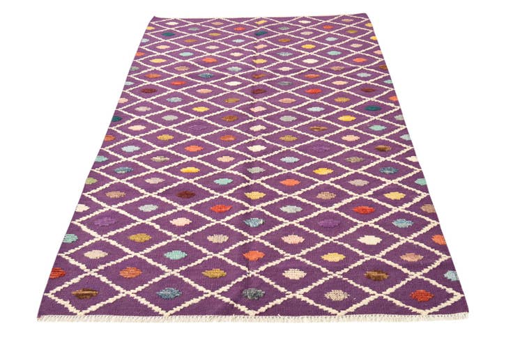 Detail image of 4' x 6' 5 Hand Knotted Darya Wool Rug