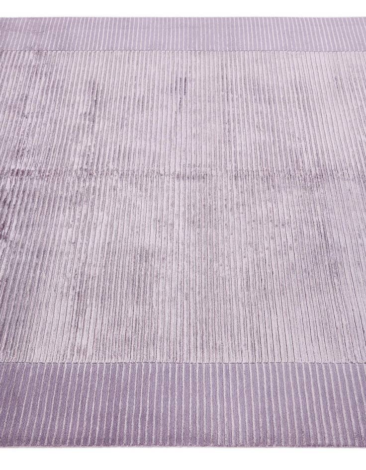 Detail image of 5' 6 x 8' Darya Rug