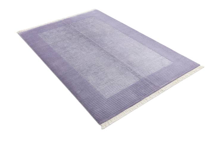 Detail image of 4' 1 x 6' Darya Rug