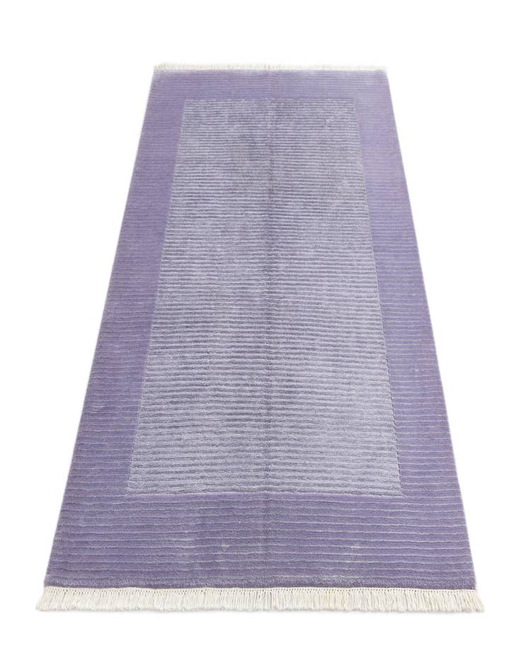 Detail image of 4' 1 x 6' Darya Rug