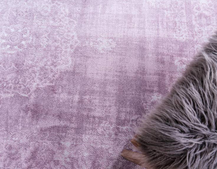 Detail image of 7' x 10' Estate Rug