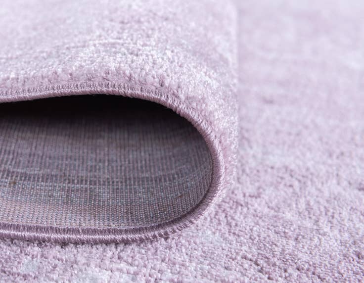 Detail image of 7' x 10' Estate Rug