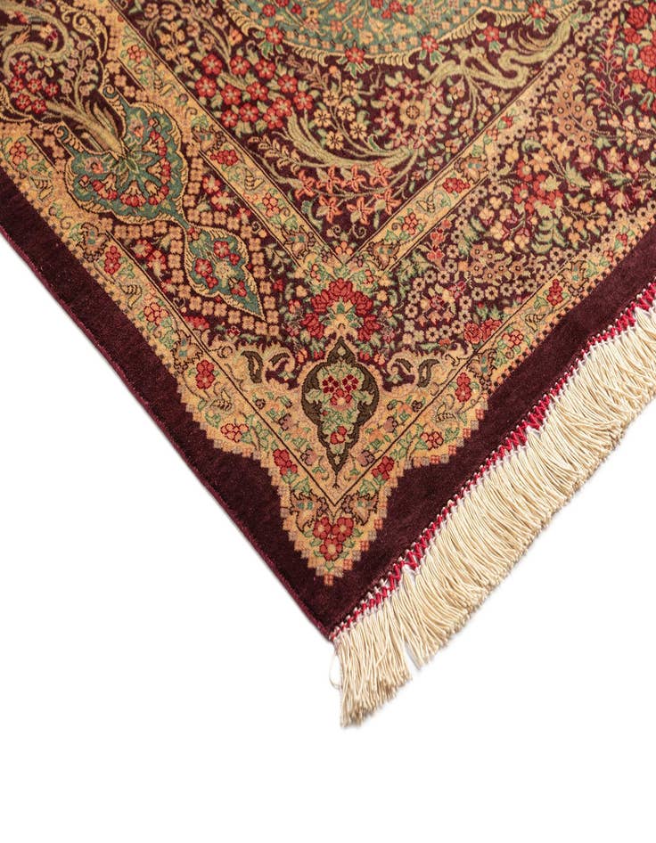 Detail image of 3' 4 x 4' 11 Ghom Silk Rug