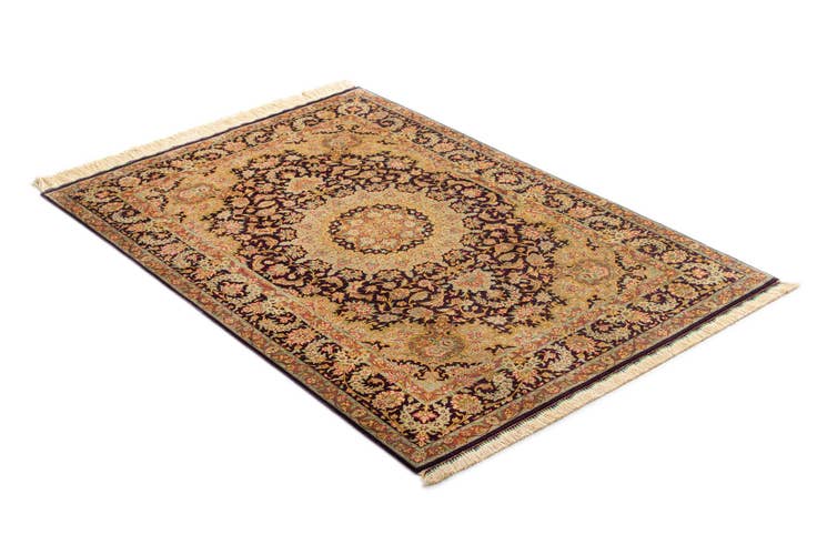 Detail image of 3' 3 x 4' 11 Ghom Silk Rug