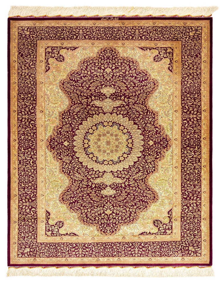 Detail image of 3' 3 x 4' 10 Ghom Silk Rug