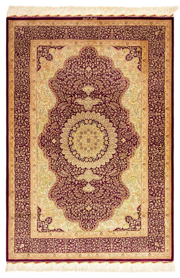 Detail image of 3' 3 x 4' 10 Ghom Silk Rug