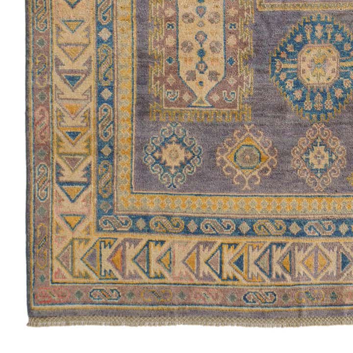 4' 10 x 7' Hand Knotted Kazak Rug