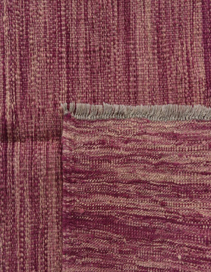 Detail image of 5' 5 x 7' 8  Hand Woven Kilim Modern Wool Rug