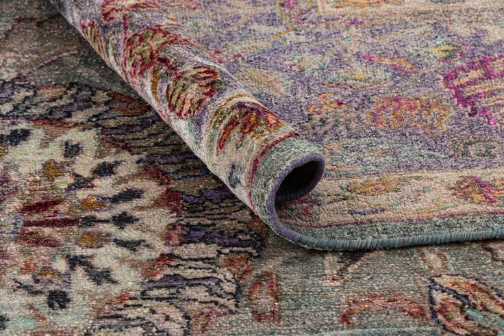 Detail image of 15' 6 x 19' 10 Kundan Rug