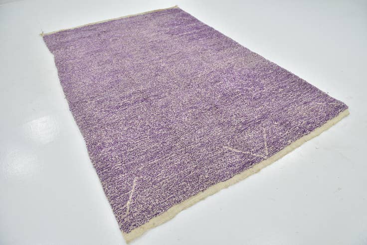 Detail image of 6' 5 x 9' 10 Hand Knotted Moroccan Wool Rug