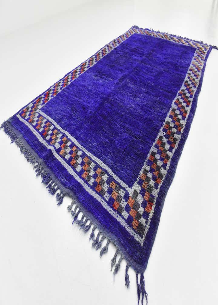 4' 11 x 8' 5 Hand Knotted Moroccan Wool Rug