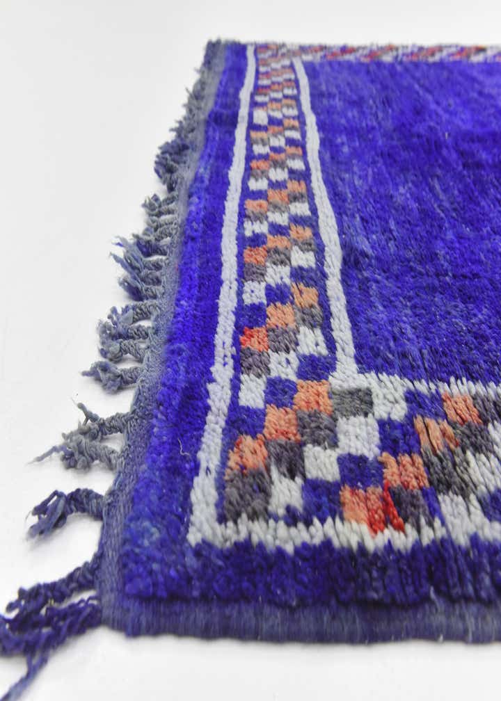 4' 11 x 8' 5 Hand Knotted Moroccan Wool Rug