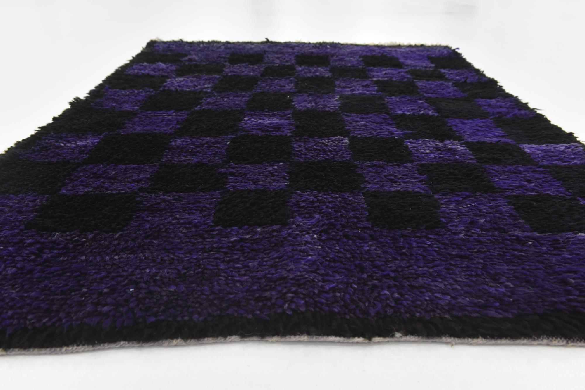 3' 4 x 4' 6 Hand Knotted Moroccan Wool Rug