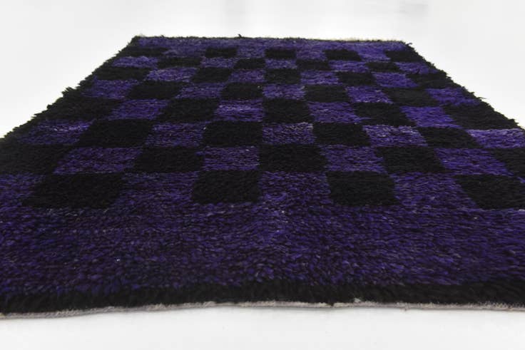 Detail image of 3' 4 x 4' 6 Hand Knotted Moroccan Wool Rug