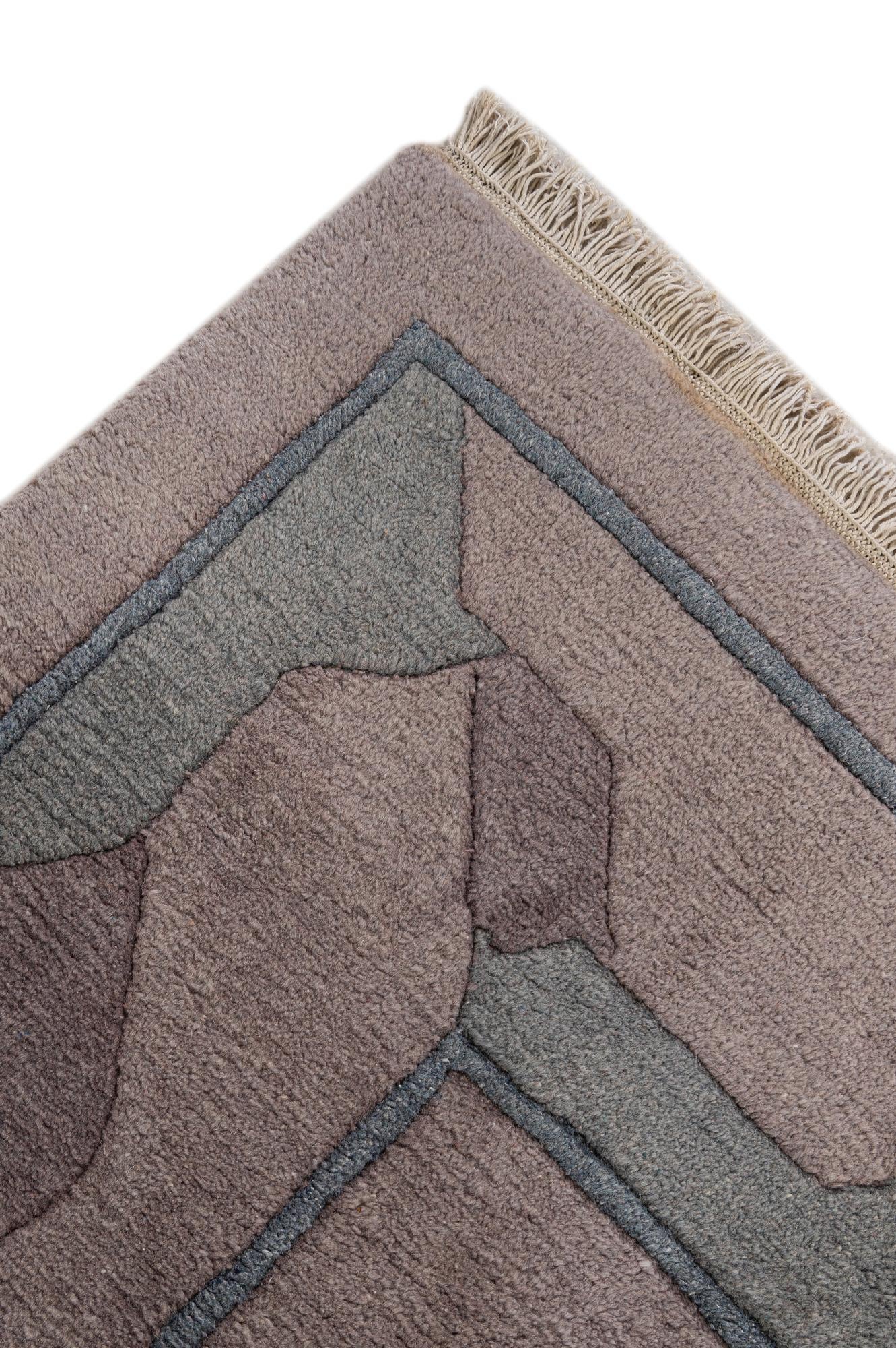 6' 9 x 10' Hand Knotted Nepal Wool Rug