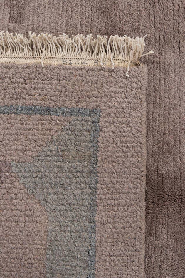 Detail image of 6' 9 x 10' Hand Knotted Nepal Wool Rug