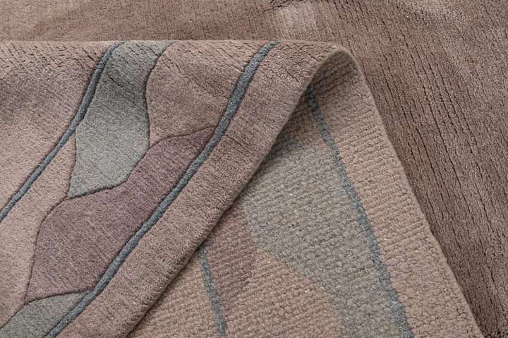 6' 9 x 10' Hand Knotted Nepal Wool Rug