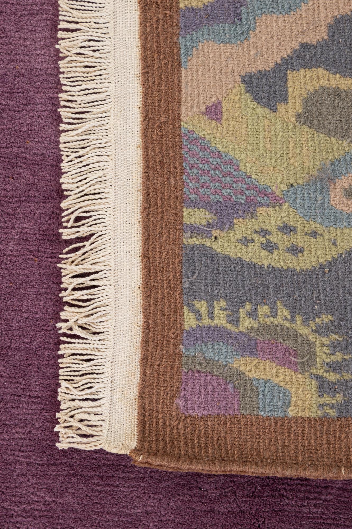 5' 9 x 7' 8 Hand Knotted Nepal Wool Rug