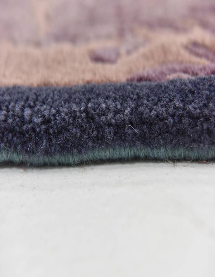 Detail image of 6' 8 x 9' 10 Hand Knotted Nepal Wool Rug