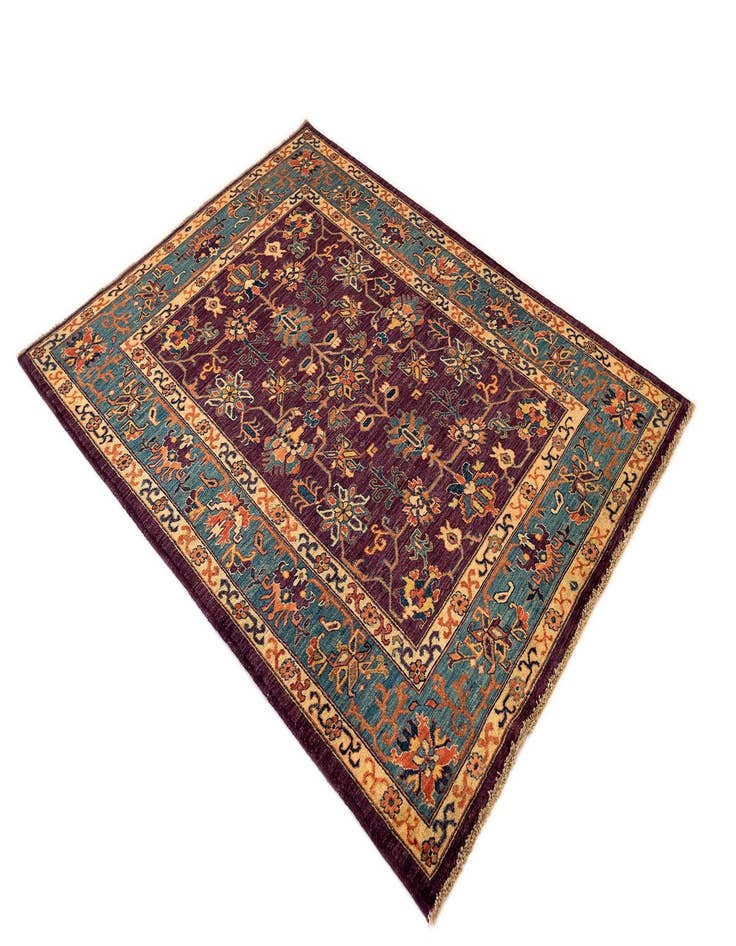 Detail image of 4' 11 x 6' 4 Sara Wool Rug