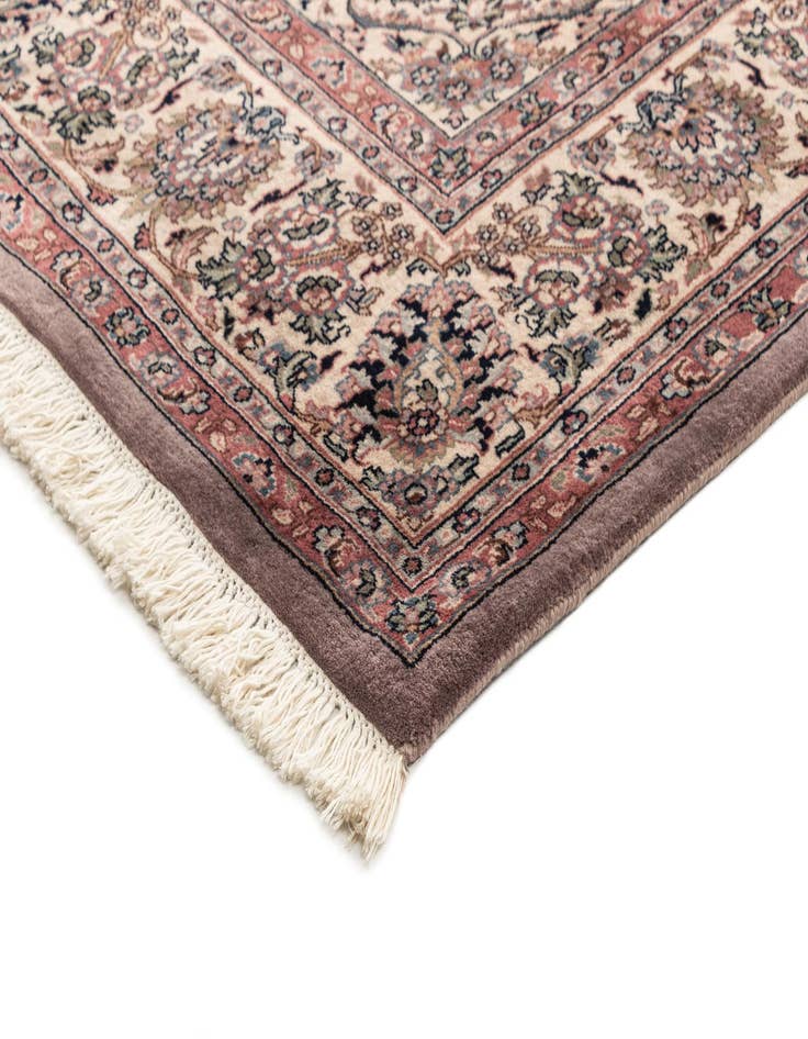 Detail image of 7' 10 x 10' 10  Hand Knotted Sarough Wool Rug