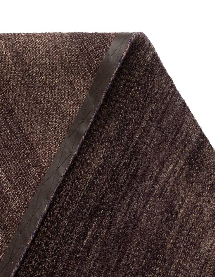 Detail image of 4' 11 x 7' Shayan Wool Rug