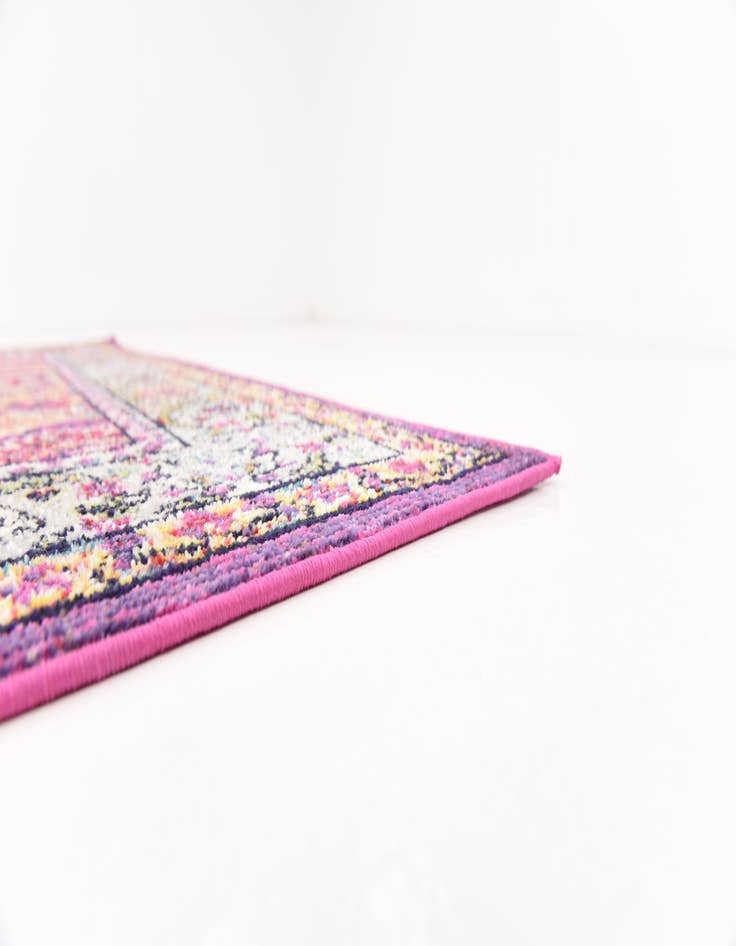 Detail image of 5' 3 x 7' 6 SoHo Rug