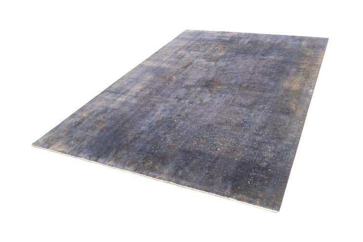 Detail image of 6' 6 x 9' 3 Tabriz Rug