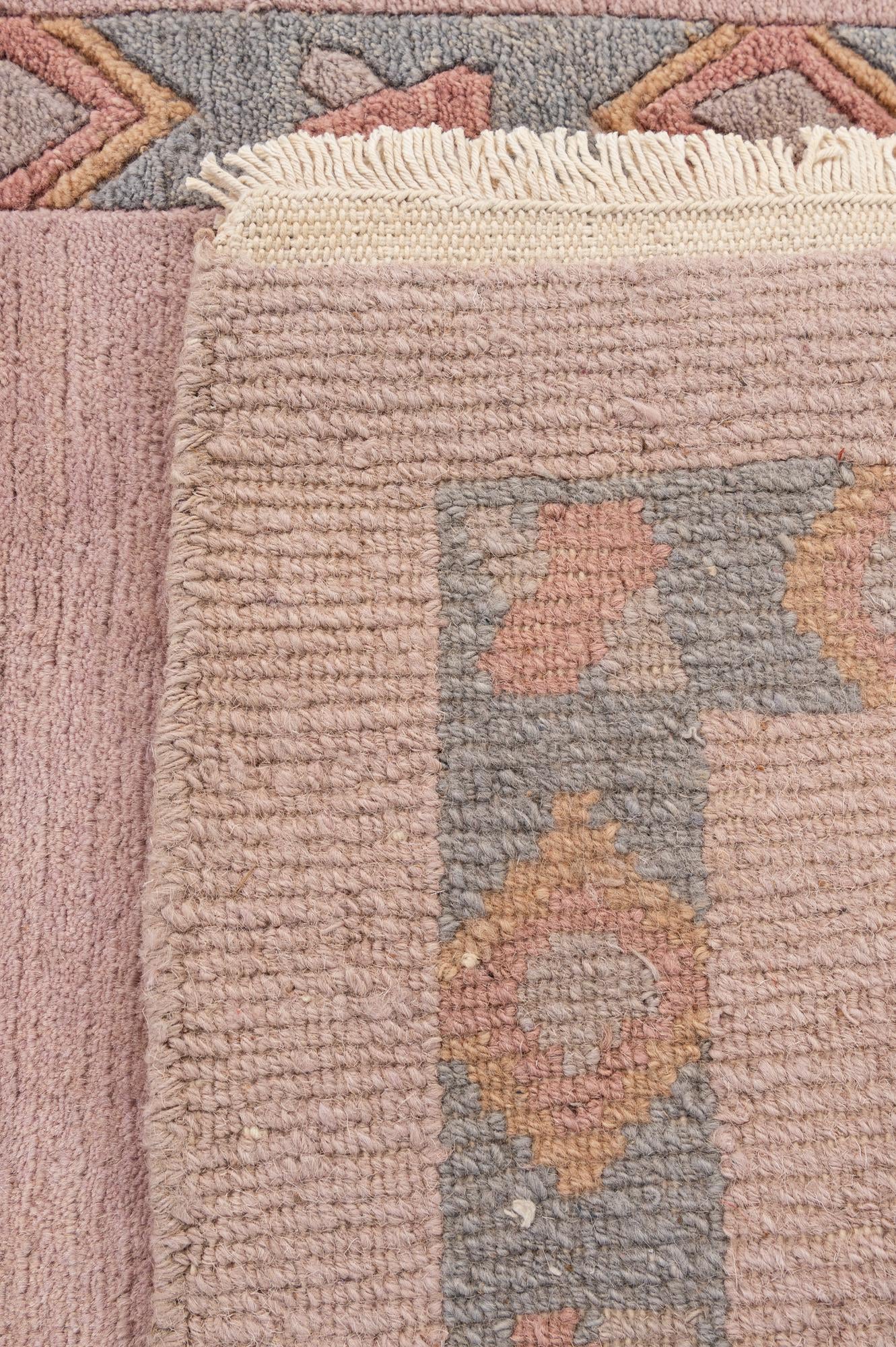2' 7 x 4' 7 Hand Knotted Tibet Wool Rug