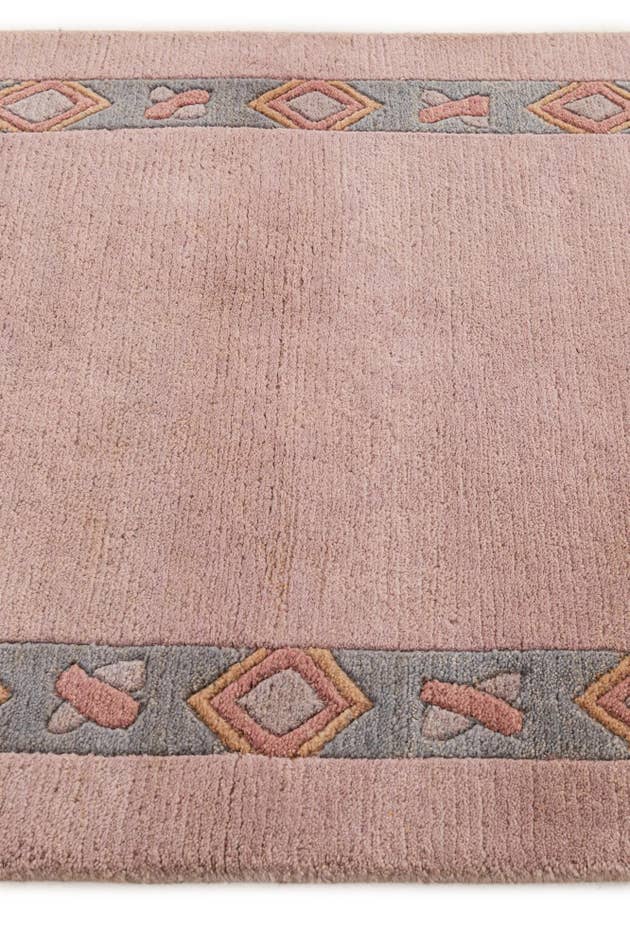 Detail image of 2' 7 x 4' 7 Hand Knotted Tibet Wool Rug