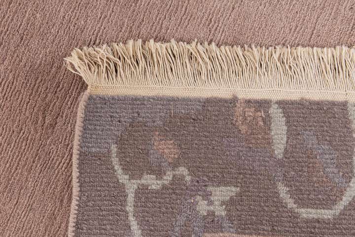4' x 5' 10 Hand Knotted Tibet Wool Rug