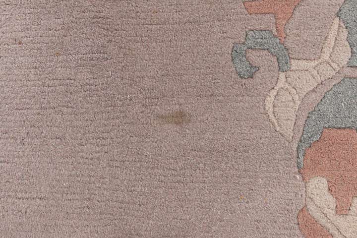 5' 10 x 7' 10 Hand Knotted Tibet Wool Rug