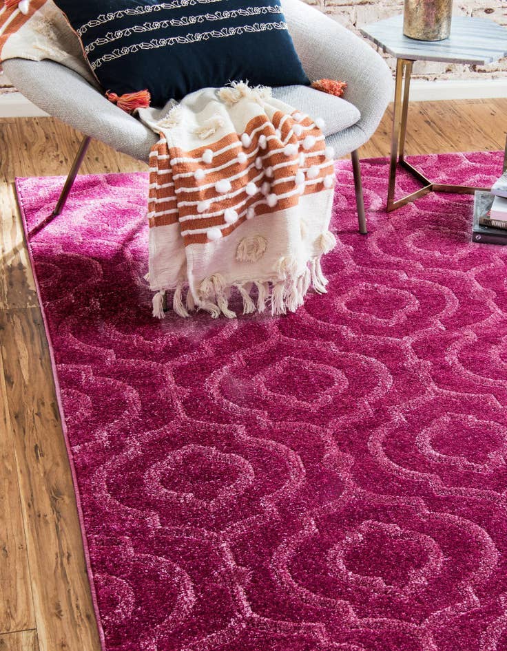 Detail image of 8' x 10' Trellis Frieze Rug