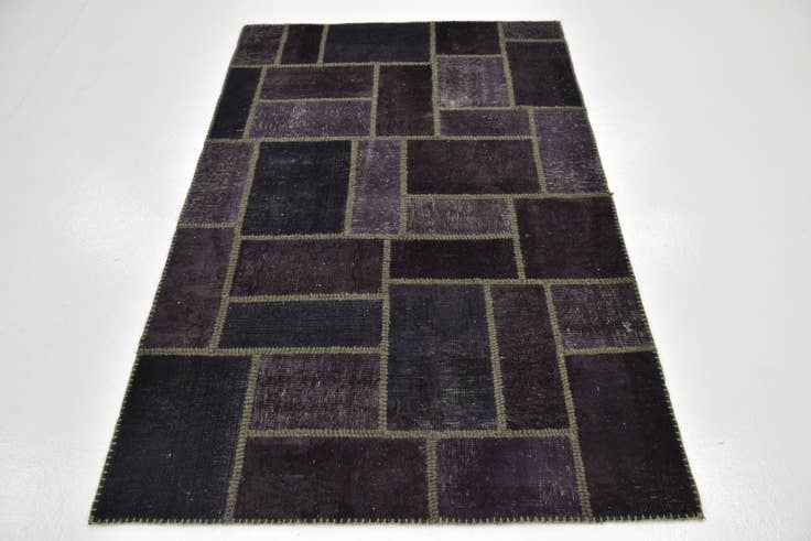 Detail image of 4' x 6' Hand Knotted Ultra Vintage Persian Wool Rug