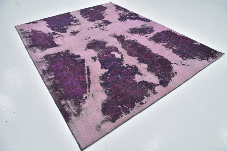 Detail image of 7' 7 x 9' 5 Hand Knotted Ultra Vintage Persian Wool Rug